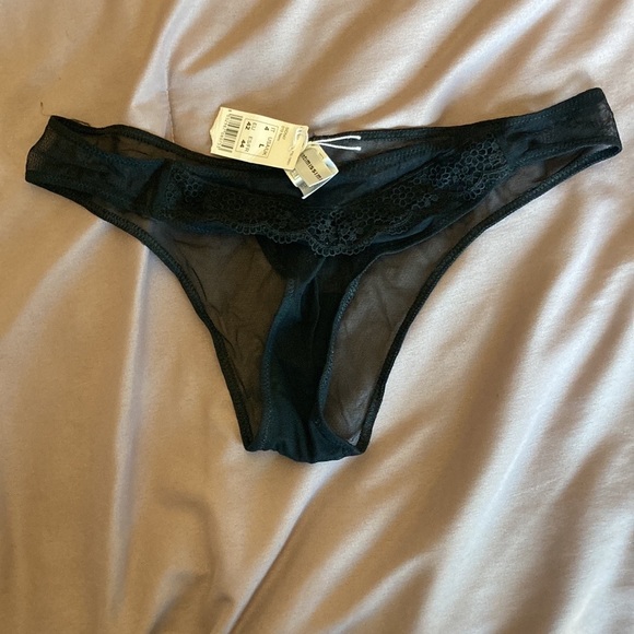 Bundle of Two Panties - Picture 7 of 7